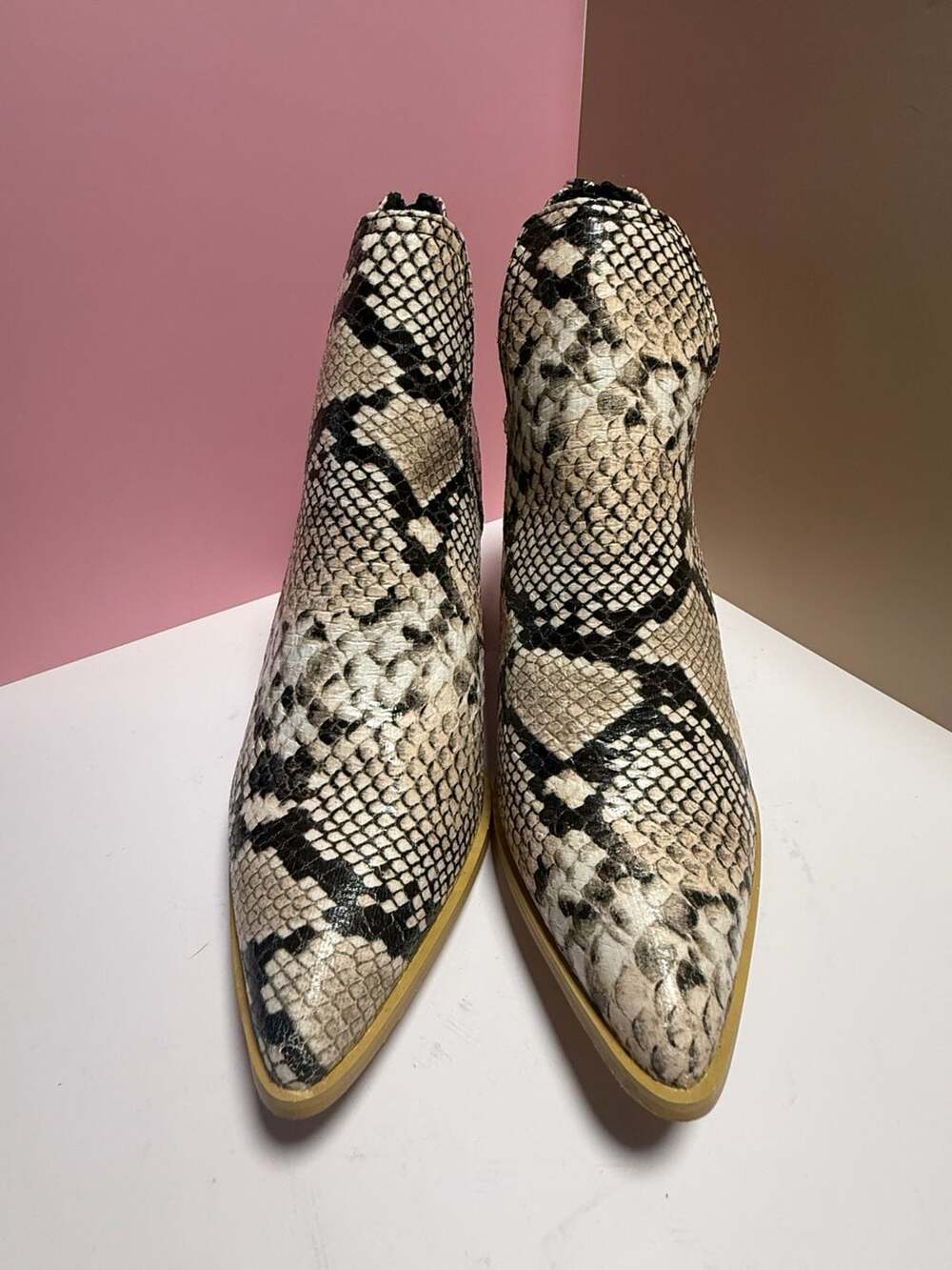 SHE&INSnakeskin Print Pointed Toe Chunky Heel Ankle Boots Size 41(10.5)